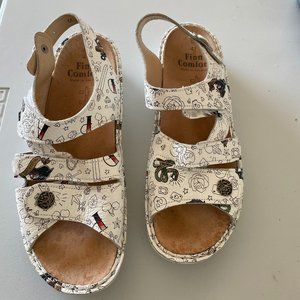 Finn Sandal